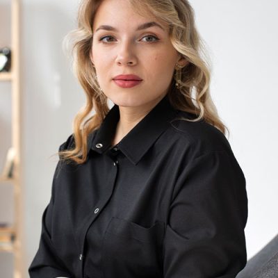 Camille R